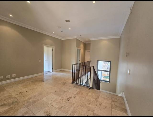 4 BEDROOM PROPERTY TO RENT IN MUCKLENEUK